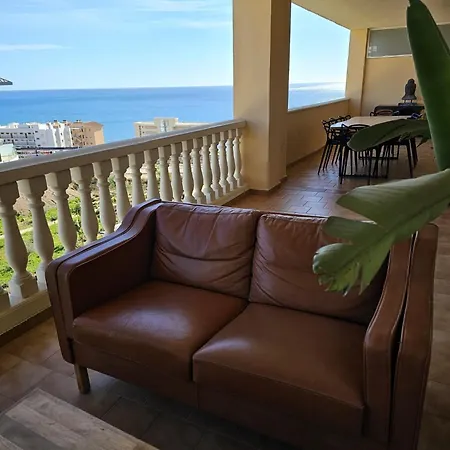 With Sea Views Apartment *